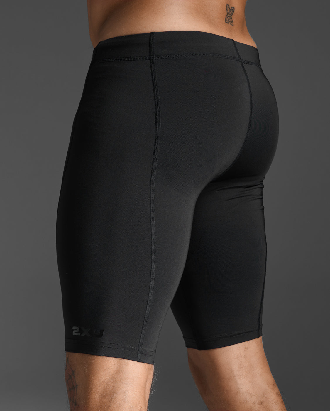 2xu-core-compression-shorts-herren-kompressionsshorts-schwarz image 7