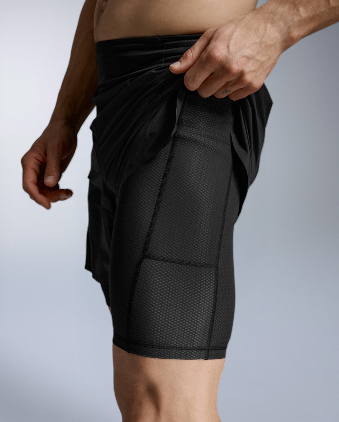 2xu-aero-trail-2-in-1-5-inch-shorts-herren-schwarz image 7