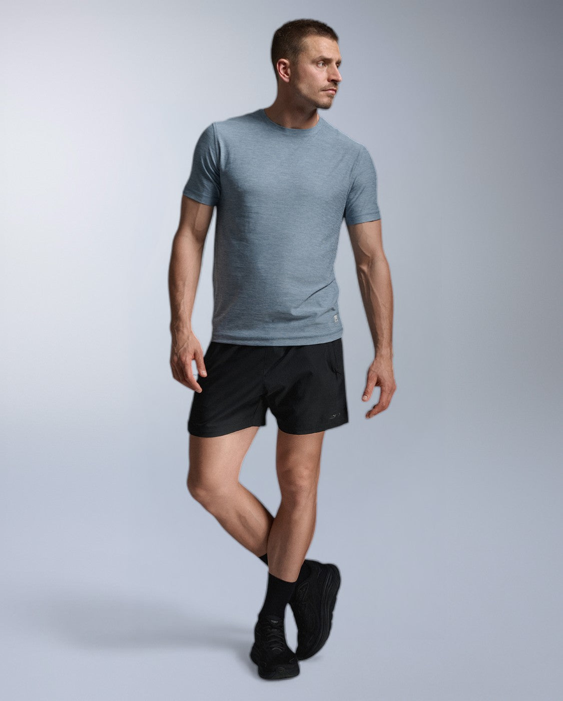 2xu-signature-tee-t-shirt-herren-blue-shade-regular image 2