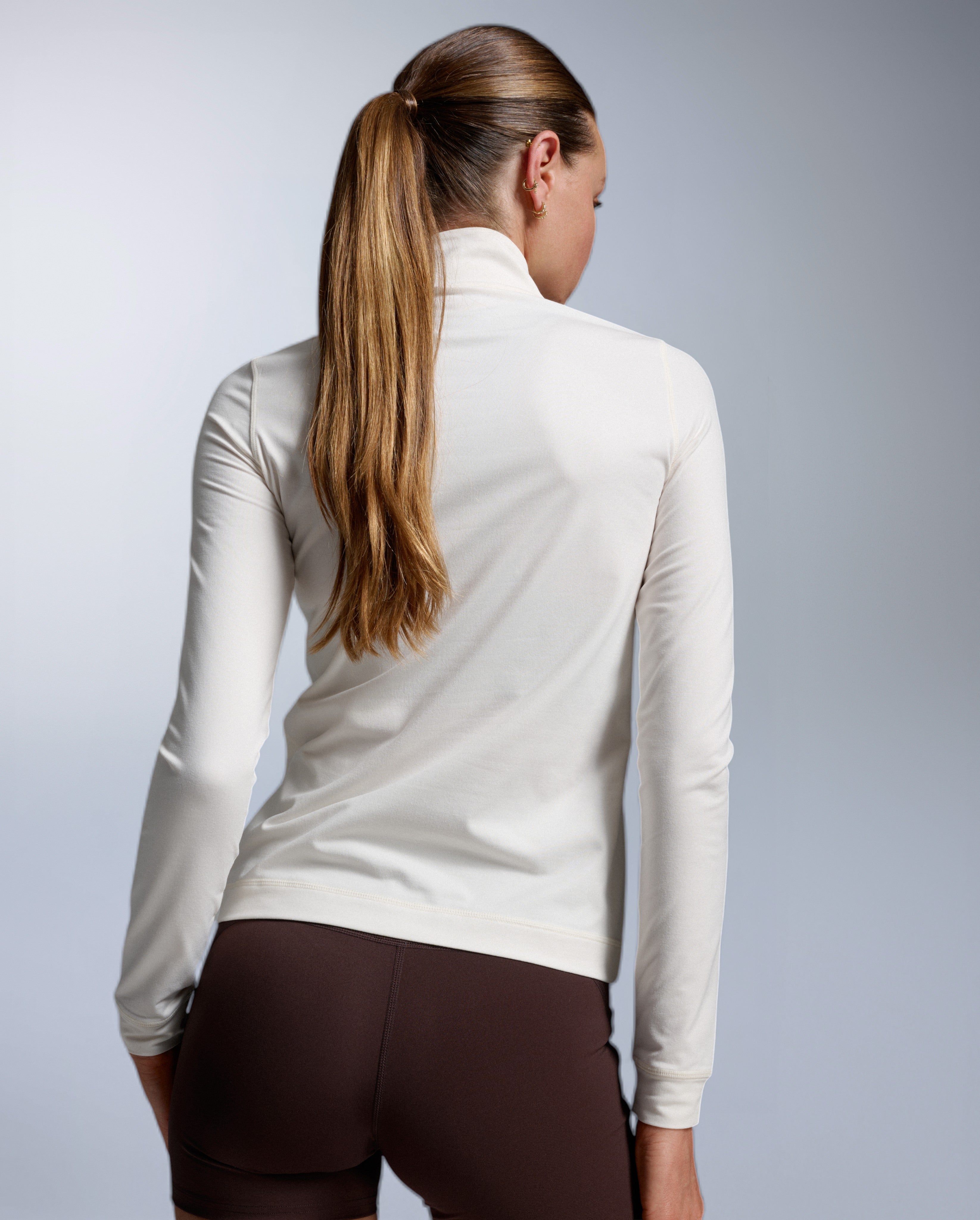 2xu-flex-1-2-zip-long-sleeve-langarmshirt-damen-chalk image 4
