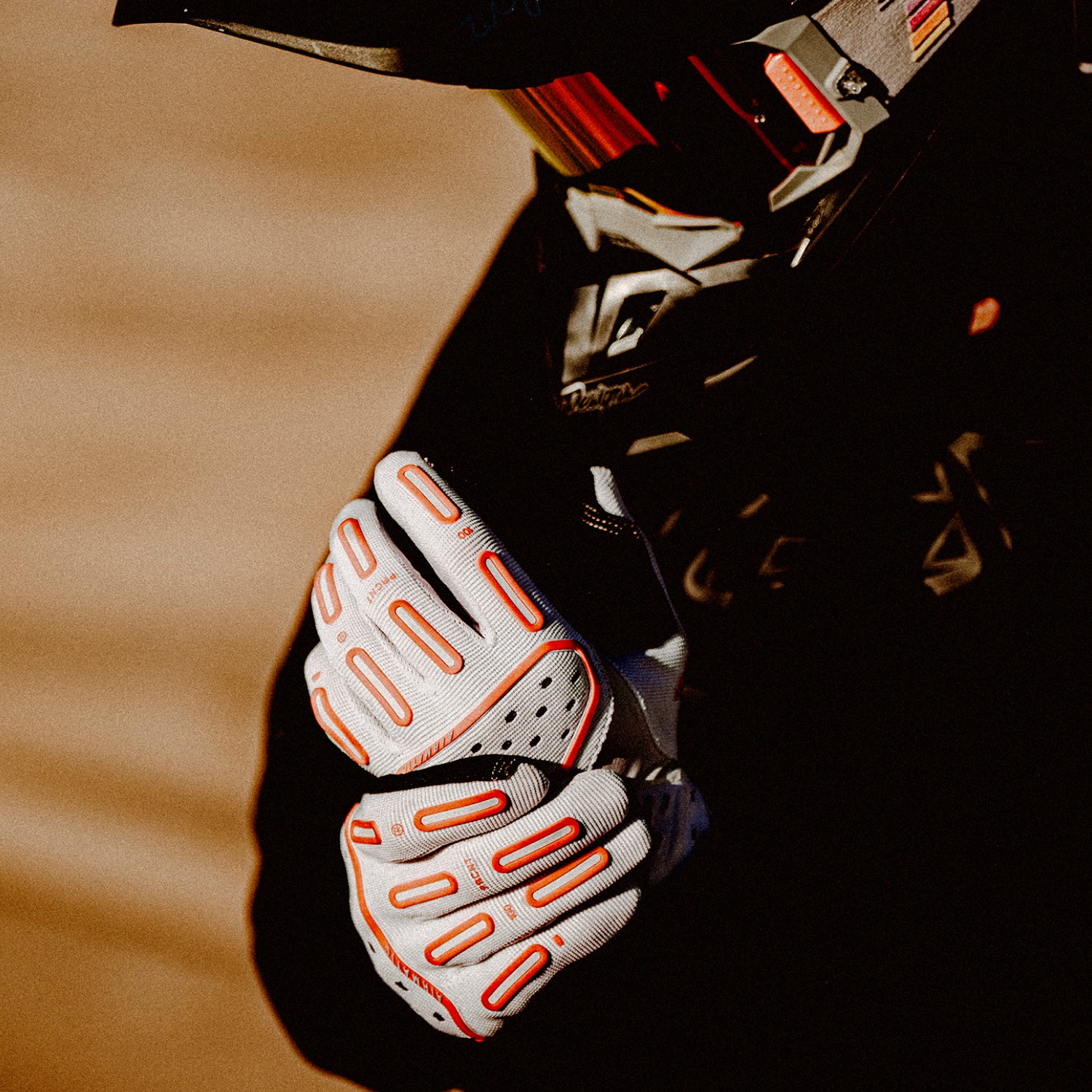 100-airmatic-2-handschuhe-white-orange-mtb image 3