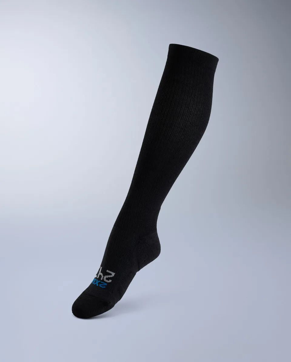 2xu-24-7-bamboo-kompressionssocken-schwarz-20-23-mmhg image 1