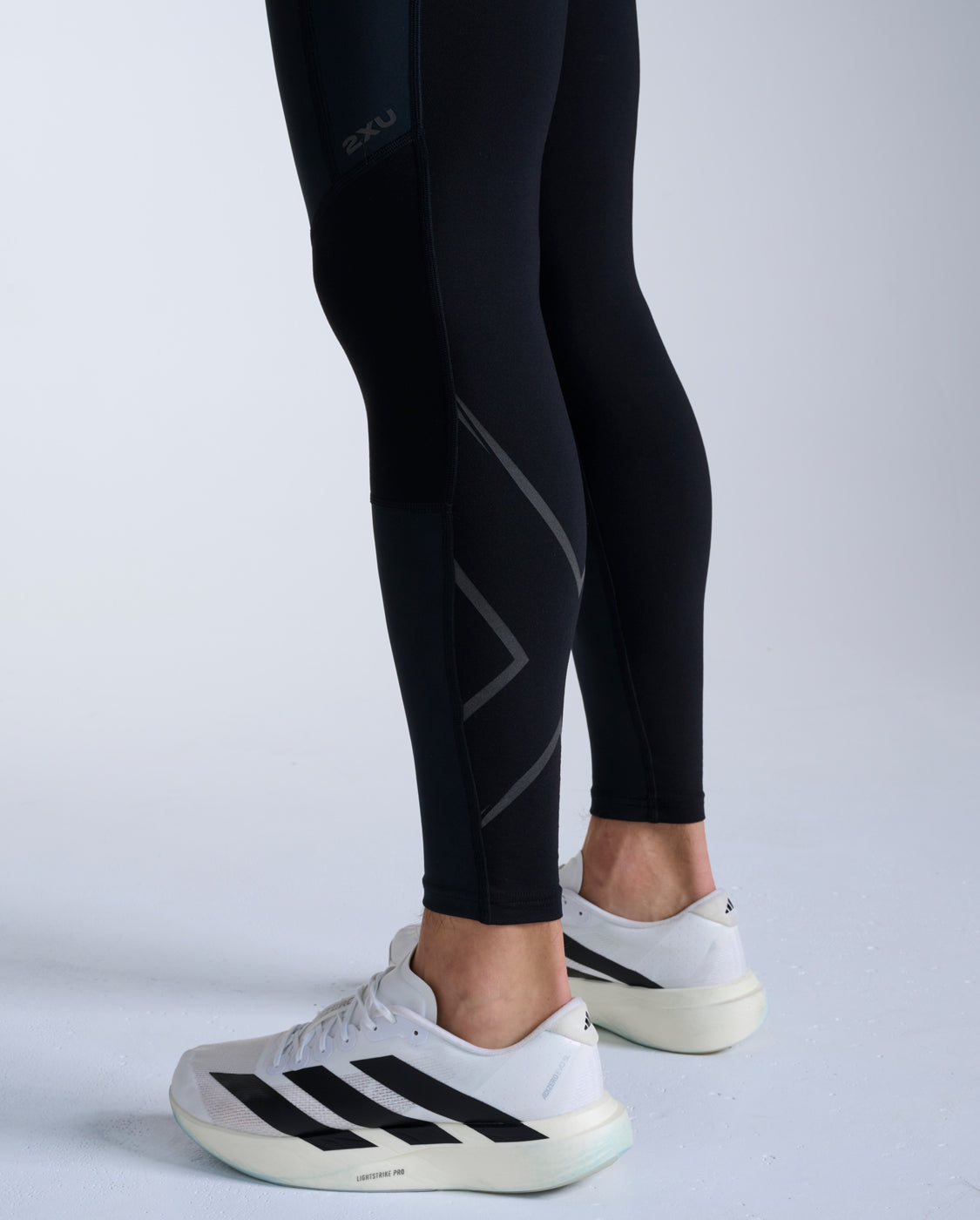 2xu-ignition-shield-compression-tights-herren-schwarz image 6