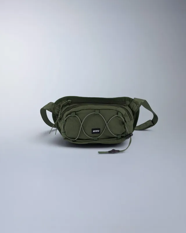 2xu-swim-race-cross-body-bag-hunter-green-osfa image 1