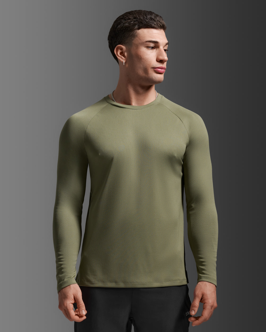 2xu-aero-long-sleeve-herren-langarmshirt-alpin image 2
