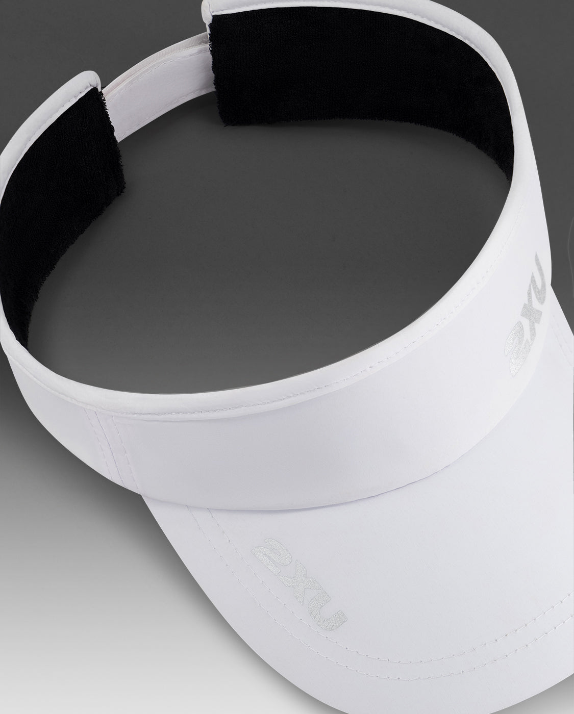 2xu-aero-run-visor-wei-laufvisor image 5