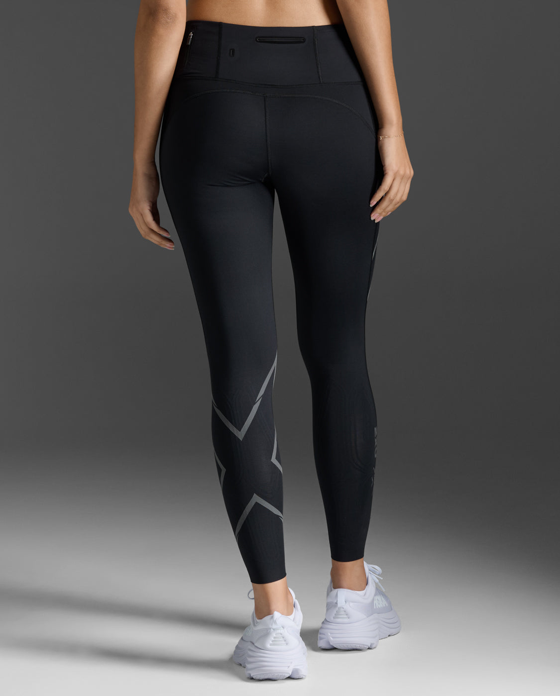 2xu-light-speed-mid-rise-tights-herren-black-black-reflective image 2