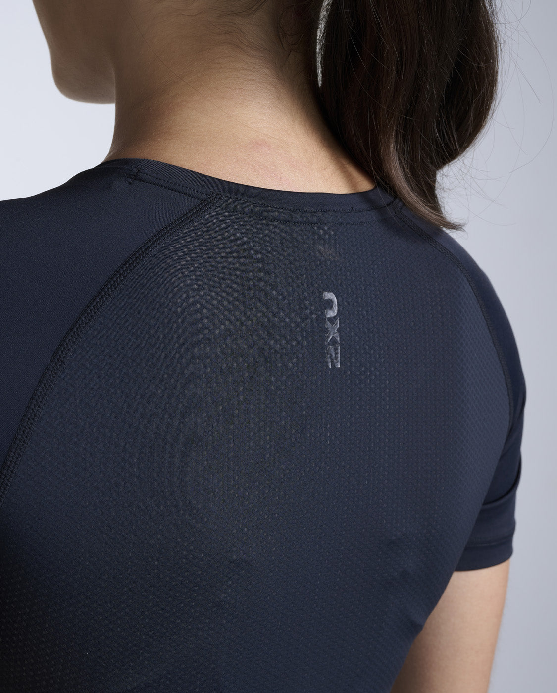 2xu-core-compression-short-sleeve-damen-black-black image 5