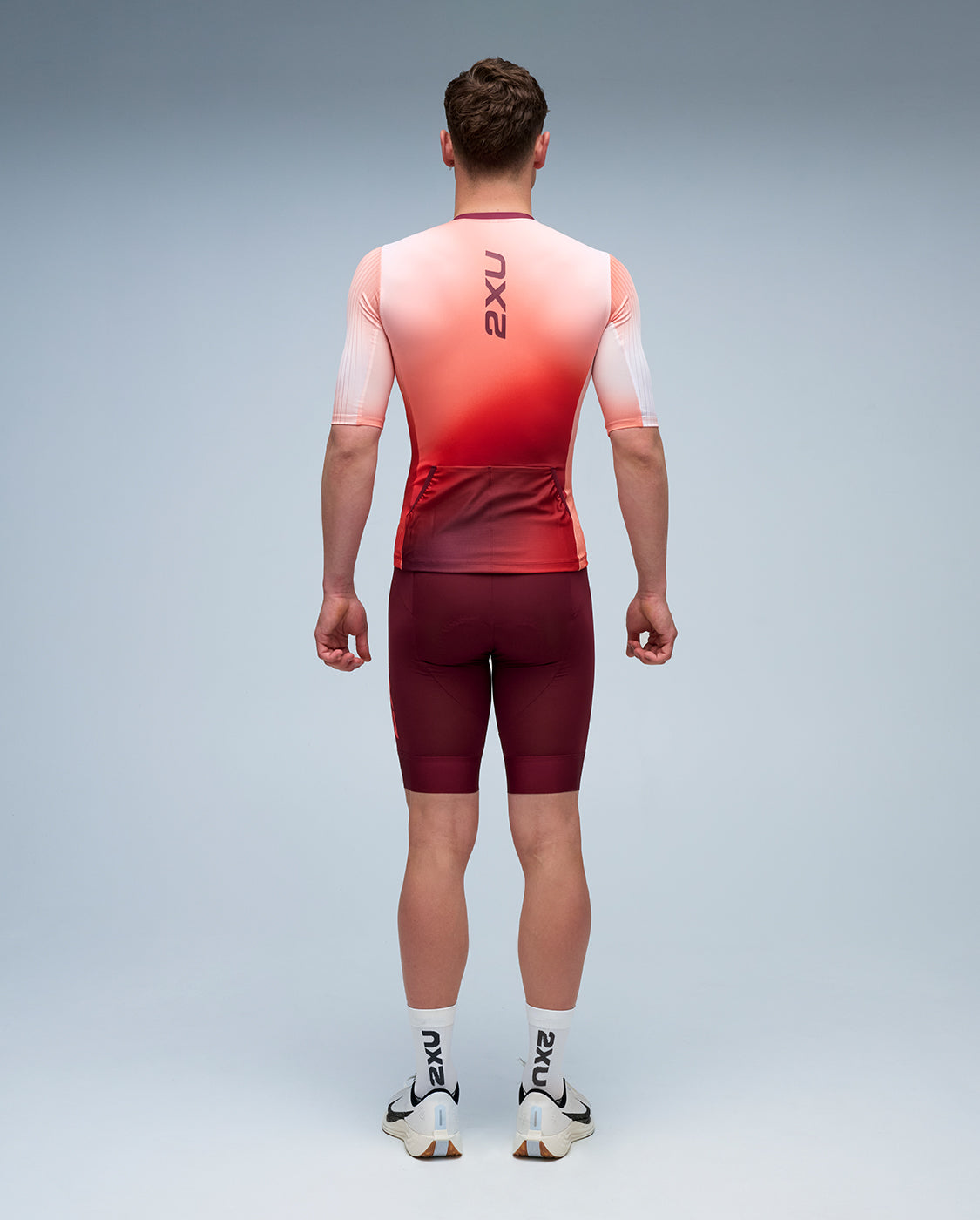 2xu-aero-tri-sleeved-top-heatwave-triathlon-herren image 8