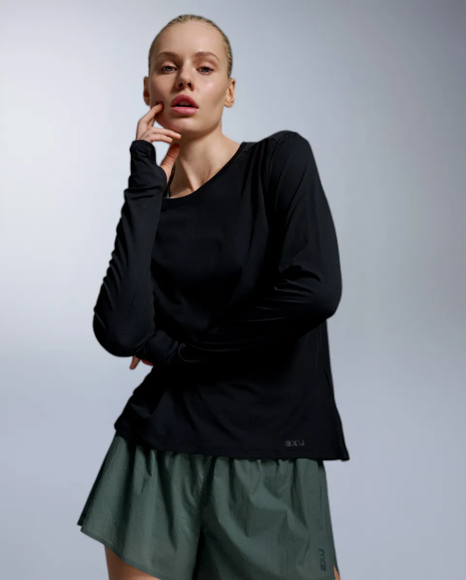 2xu-aero-trail-long-sleeve-laufshirt-schwarz-damen image 1