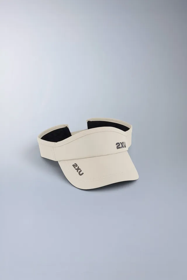 2xu-aero-run-visor-unisex-pebble-schnell-trocknend image 1
