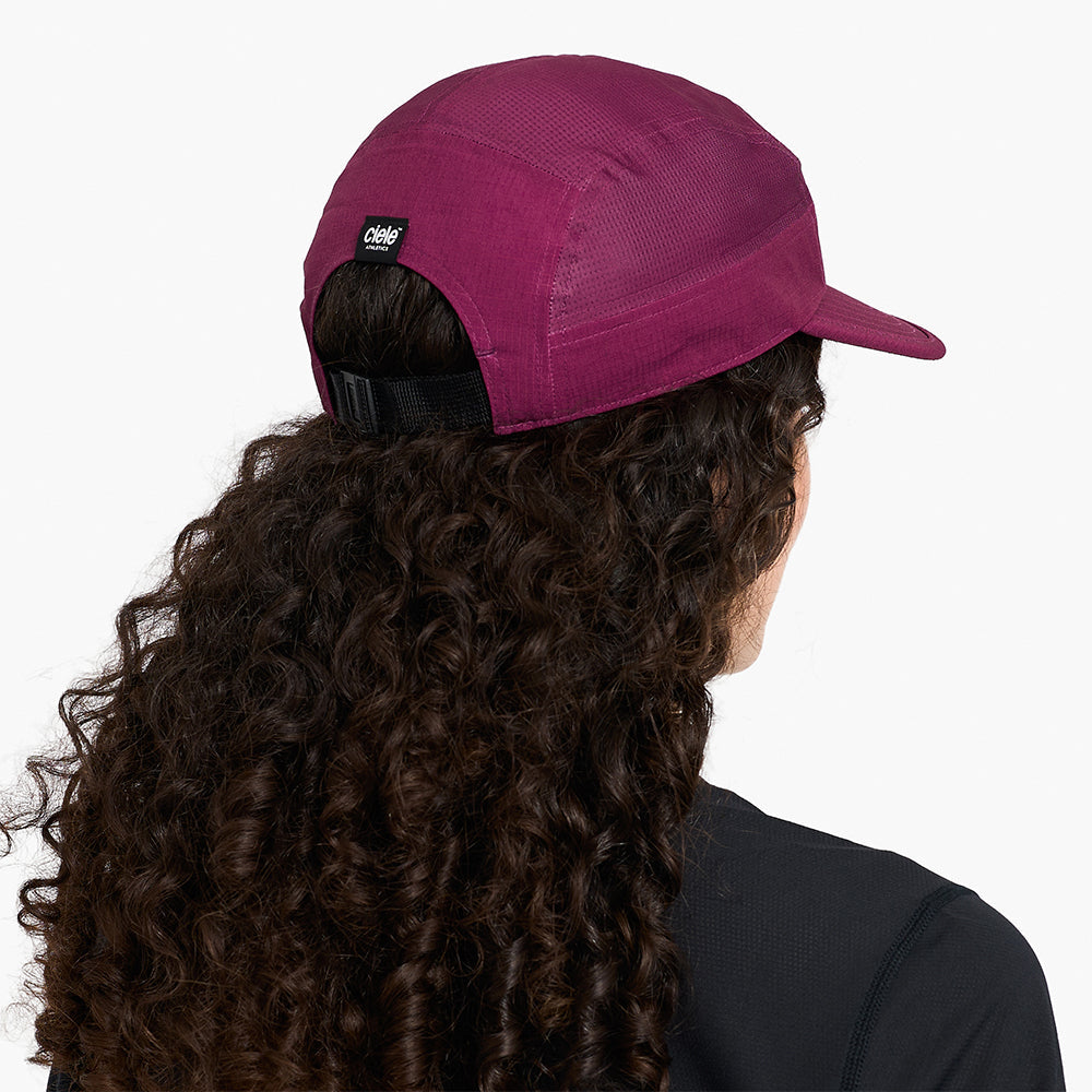 ciele-gocap-sc-field-capital-rc-laufcap-mulberry-m-l image 4
