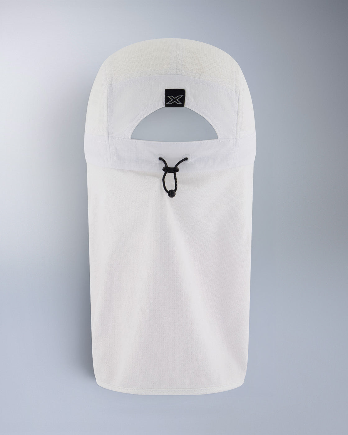 2xu-aero-trail-legionnaire-cap-laufm-tze-wei image 3