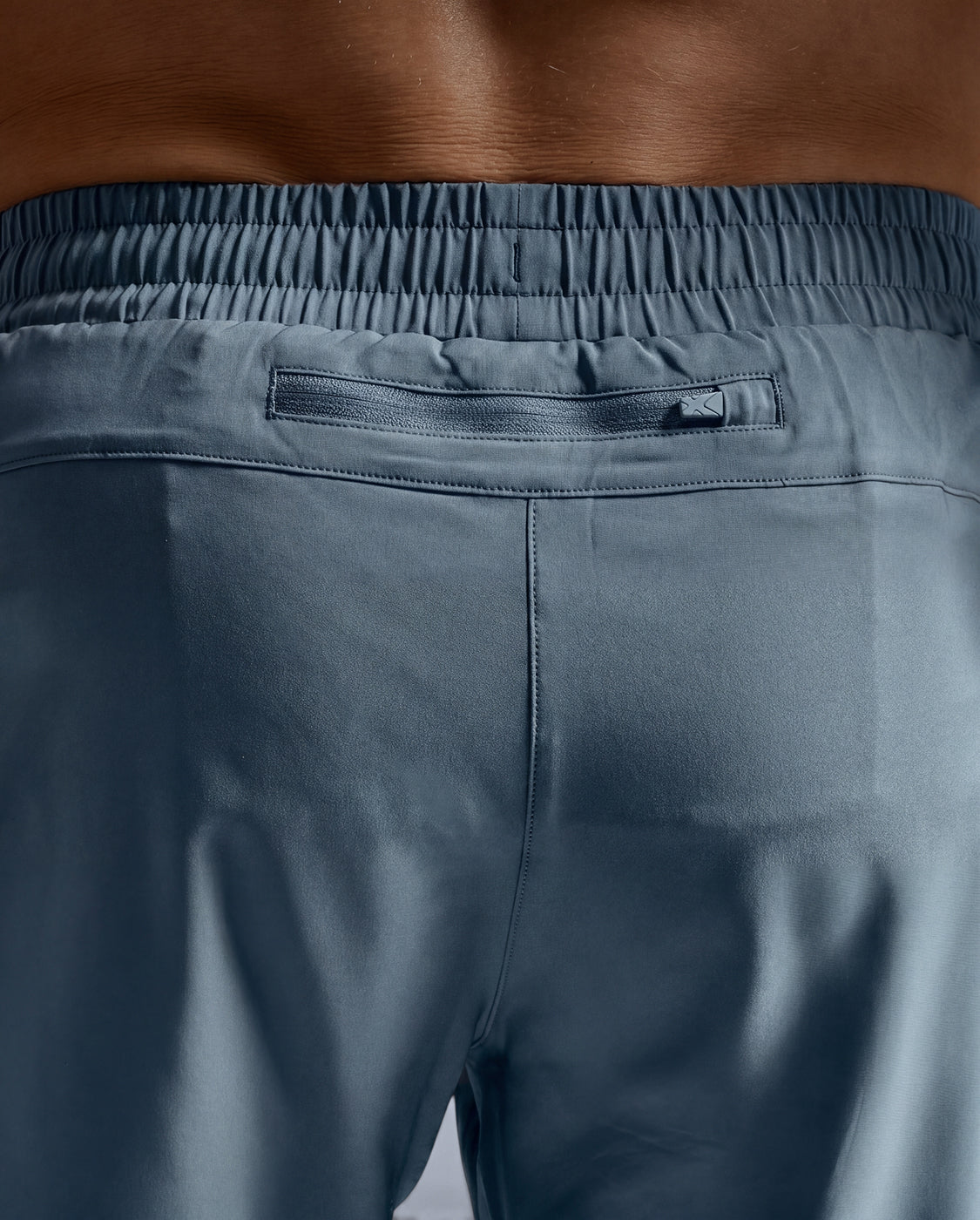 2xu-aero-7-inch-shorts-herren-blue-shade-reflektierend image 6