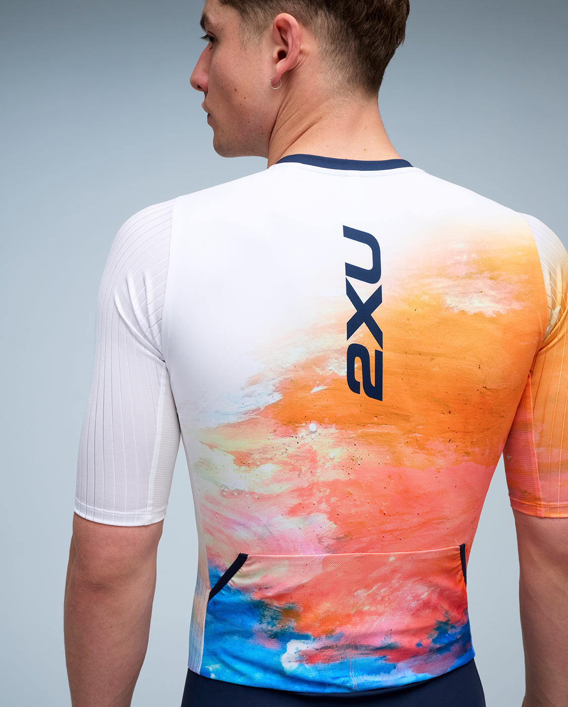 2xu-aero-sleeved-trisuit-herren-midnight-noosa-einteiler image 4