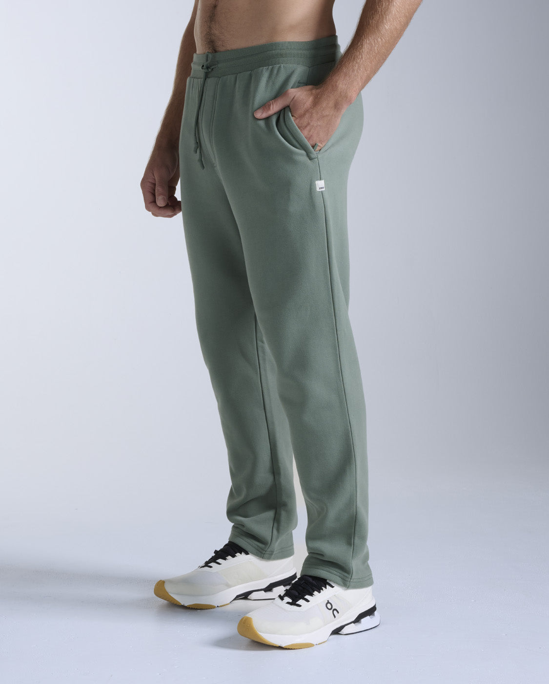 2xu-ez-straight-leg-organic-cotton-trackpants-herren-fern-bio image 2
