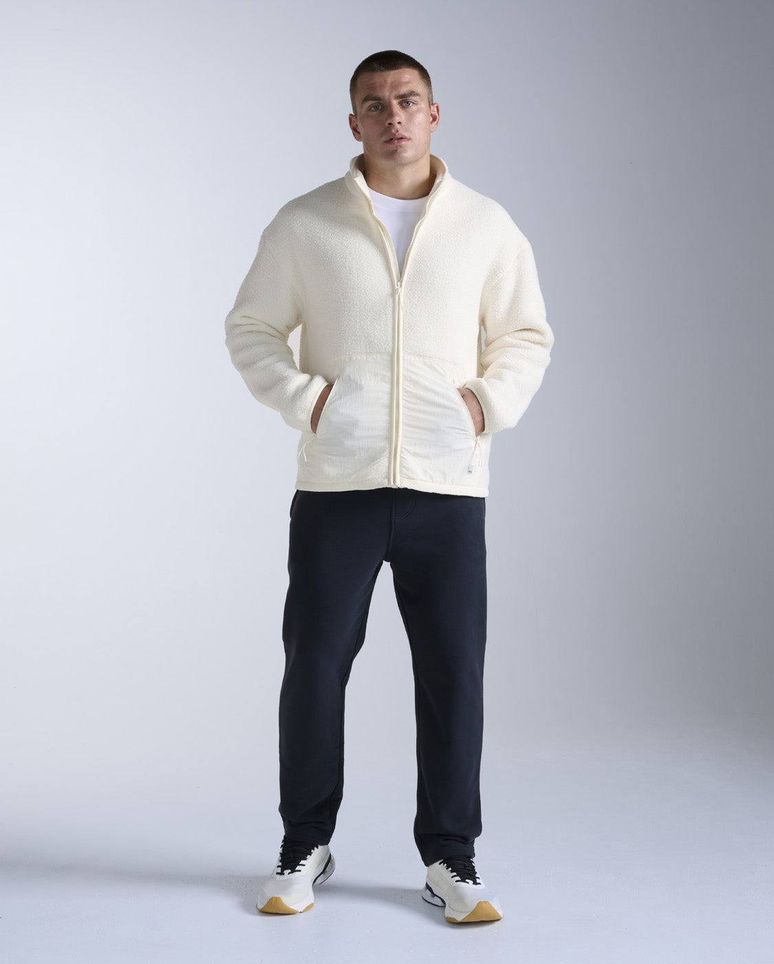 2xu-ignition-sherpa-zip-fleecejacke-chalk-herren-oversized image 2