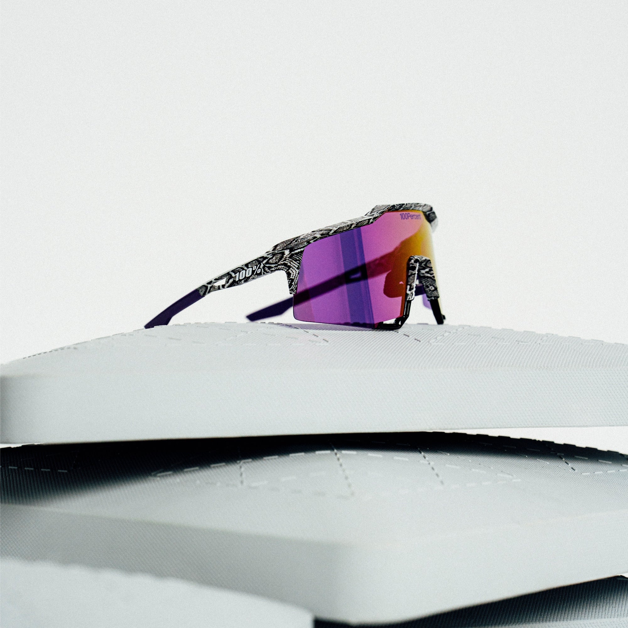 100-speedcraft-le-elly-3-sonnenbrille-white-venom-dark-purple-mirror image 6