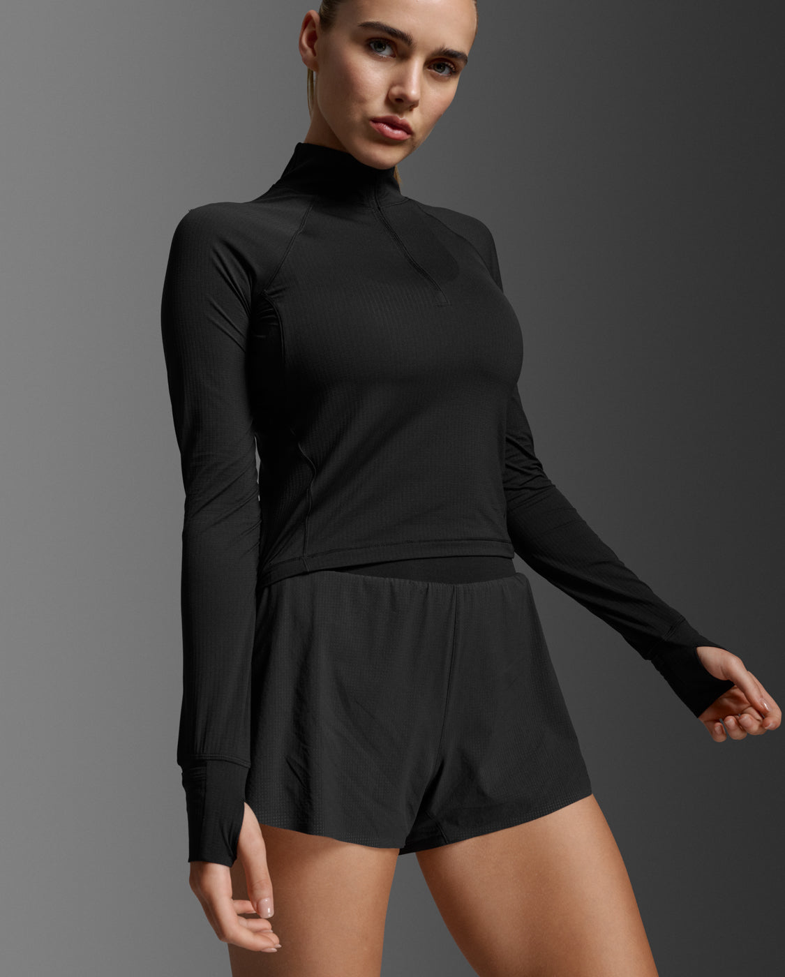 2xu-aero-waffle-1-2-zip-langarmtop-black-silver image 2
