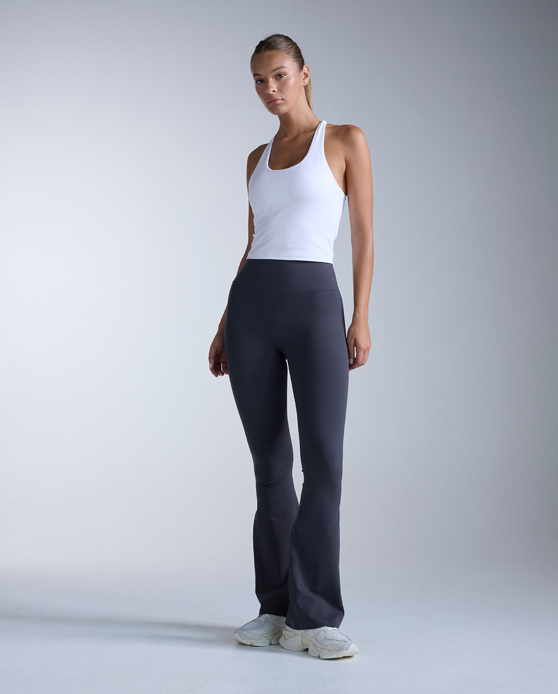 2xu-fluid-racerback-tank-top-wei-white-damen image 7