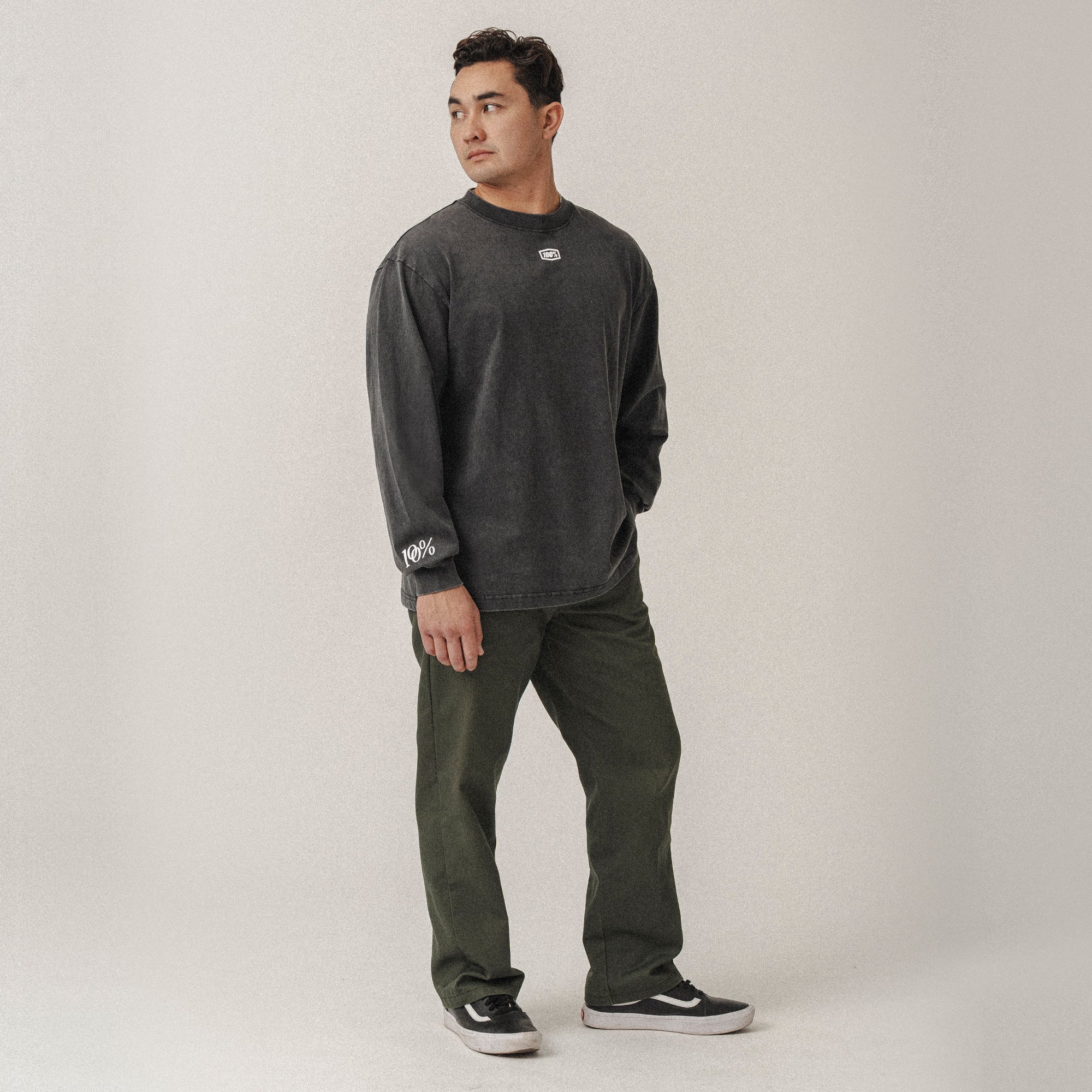 100-region-longsleeve-vintage-black-oversized-gr-m image 2