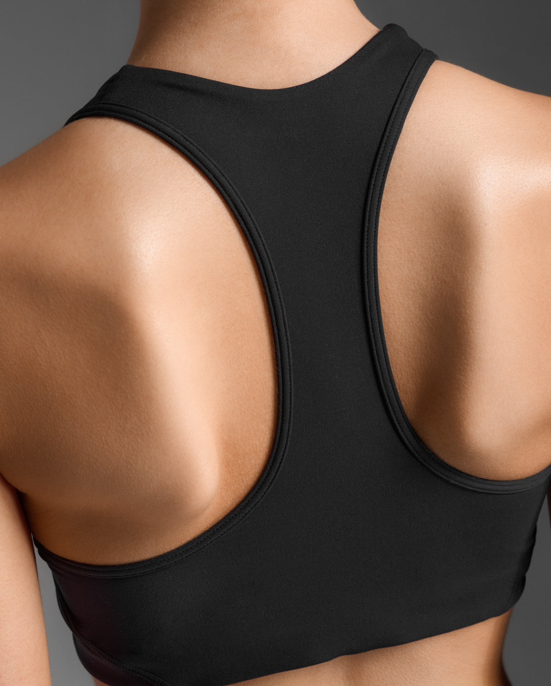 2xu-form-racerback-sport-bh-damen-schwarz-medium image 6