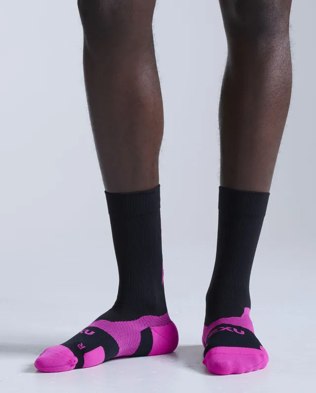 2xu-vectr-light-cushion-crew-socken-schwarz-kompression image 1
