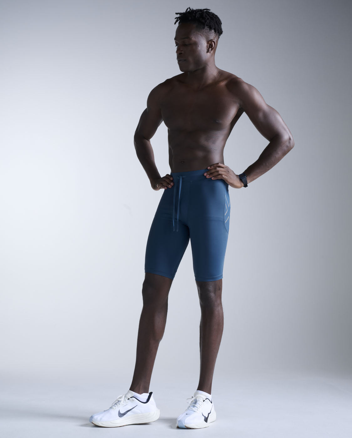 2xu-aero-mesh-kompressionsshorts-majol-herren-mit-taschen image 4
