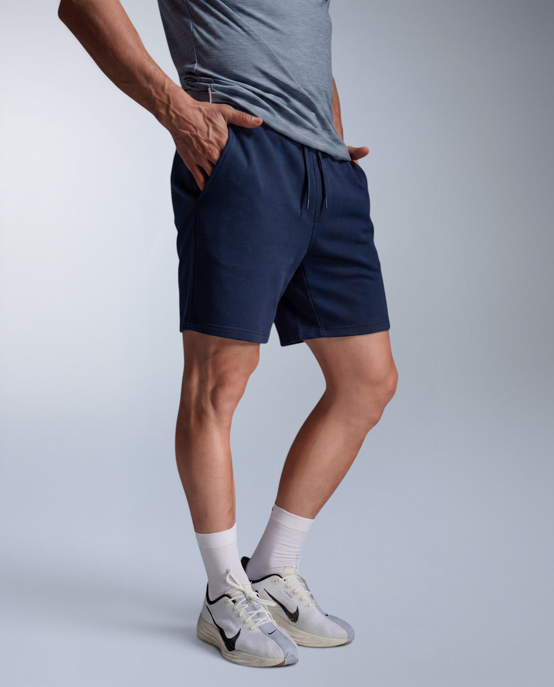 2xu-24-7-commute-smooth-spacer-shorts-midnight-herren image 2
