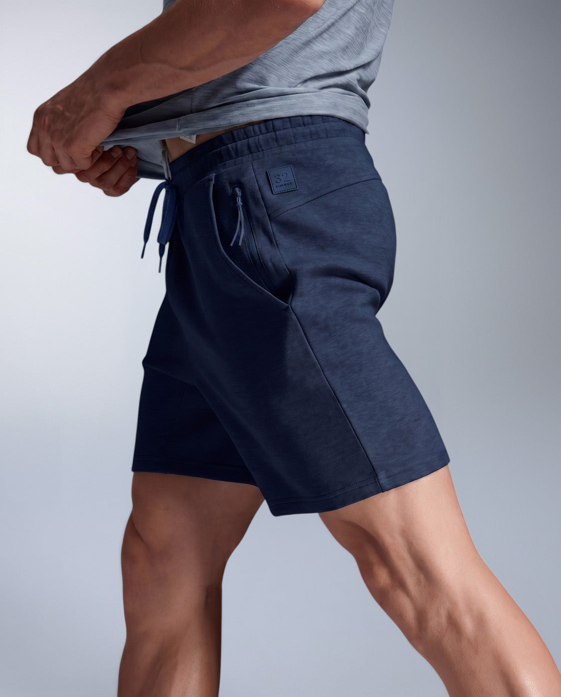2xu-24-7-commute-smooth-spacer-shorts-midnight-herren image 6