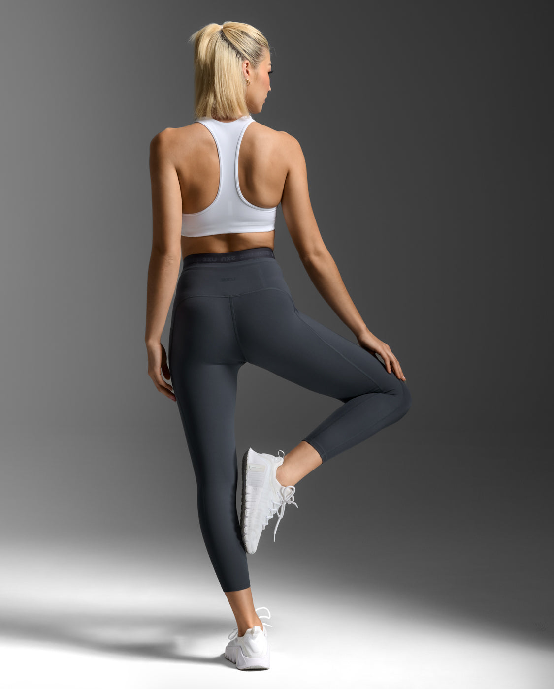2xu-form-stash-7-8-tights-damen-india-ink-mit-taschen image 3