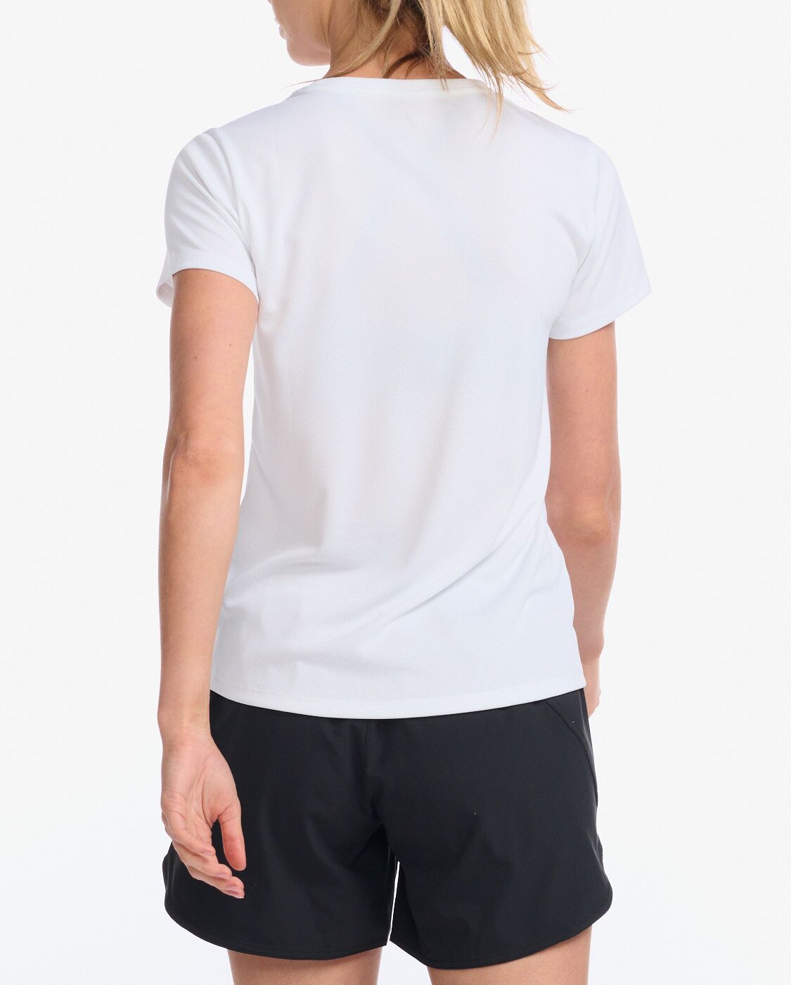 2xu-motion-aspire-funktionsshirt-white-black-kurzarm image 3