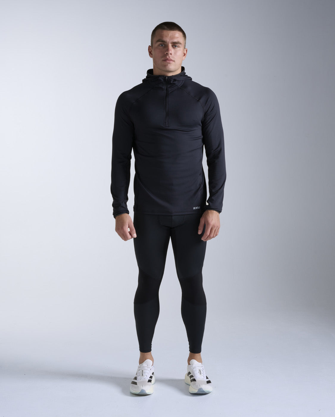 2xu-ignition-grid-1-2-zip-hoodie-herren-black-silver image 6