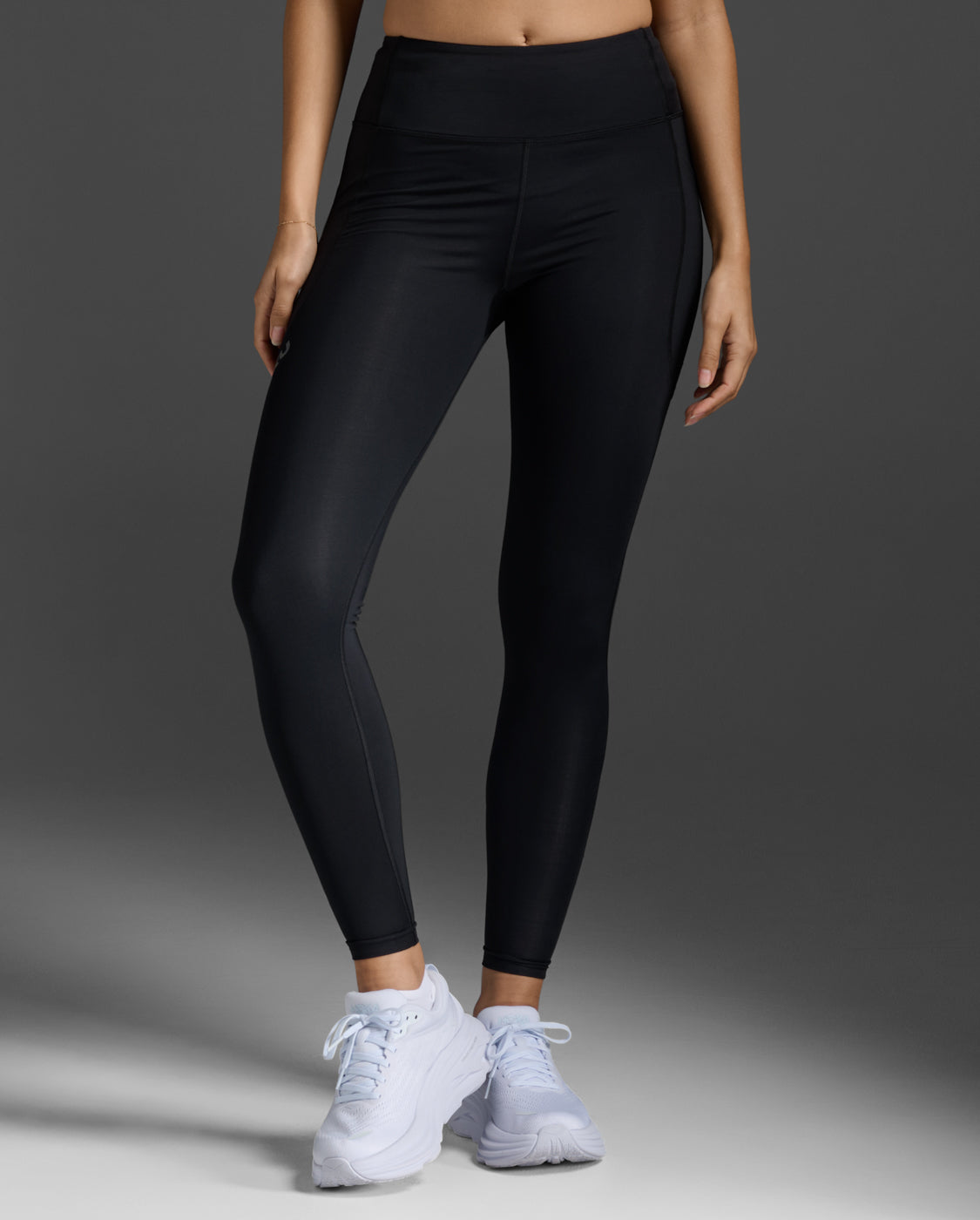 2xu-aero-hi-rise-compression-tights-laufhose-schwarz-damen image 2