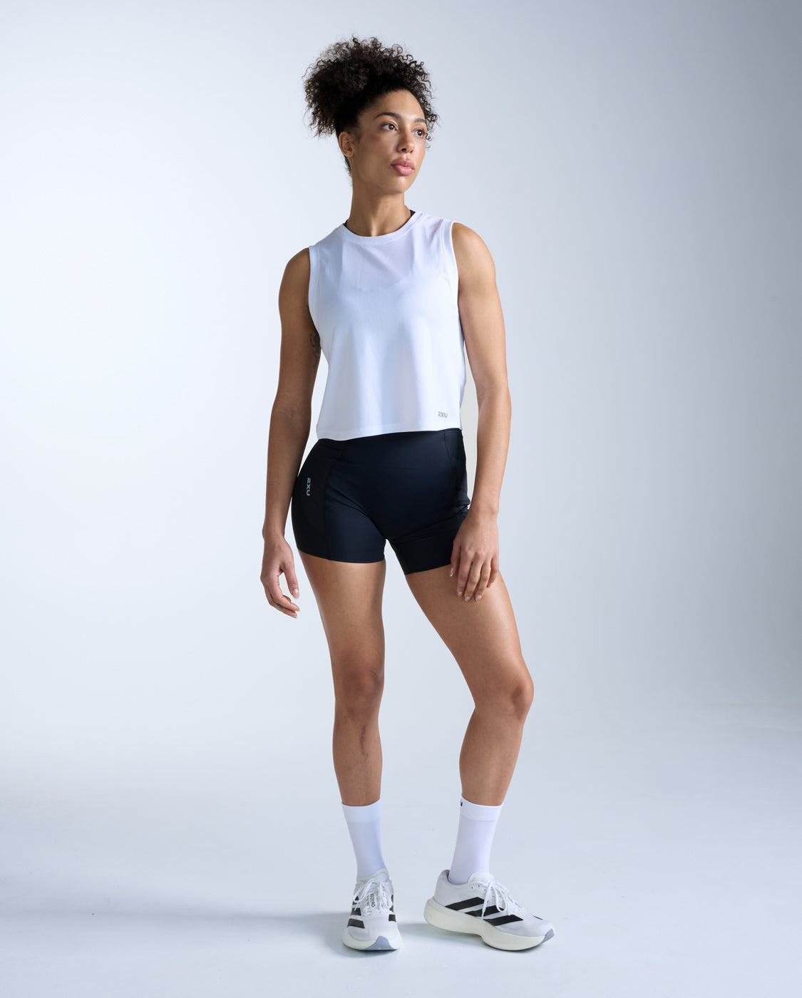 2xu-aero-mesh-crop-tank-tanktop-wei-damen-atmungsaktiv image 6