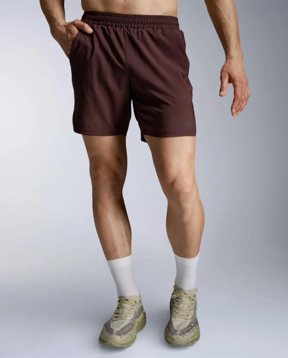 2xu-aero-7-inch-shorts-laufshorts-bark-herren image 1