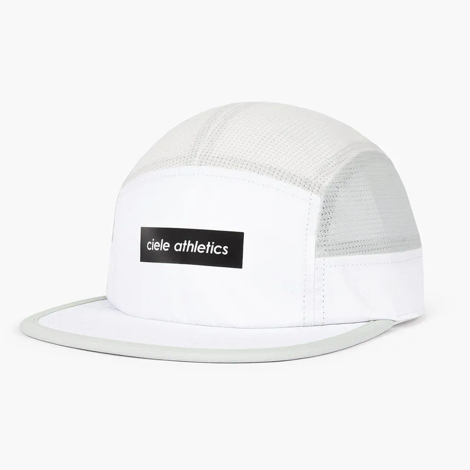 ciele-gocap-field-laufcap-iconic-bar-white-light-grey image 1