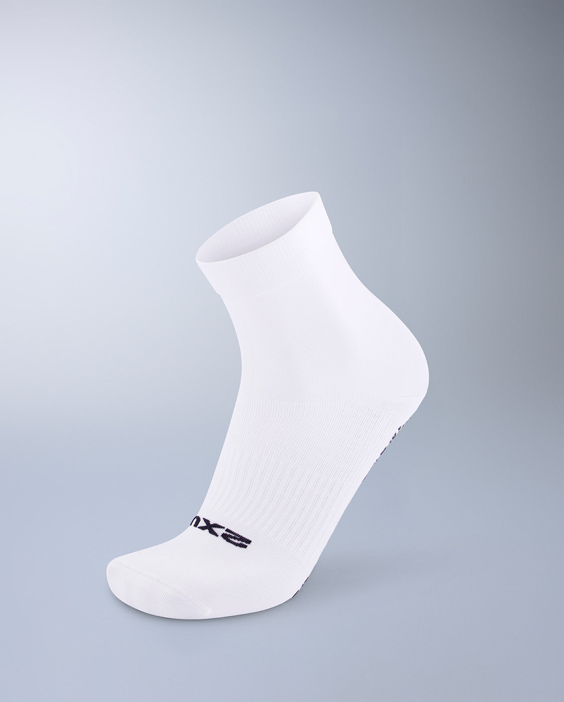 2xu-vectr-performance-crew-grip-socken-3er-pack image 2