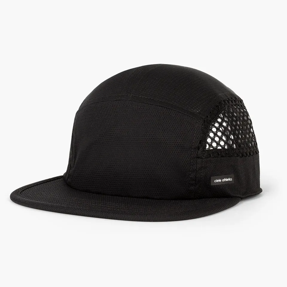 ciele-gocap-eq-whitaker-unisex-cap-schwarz-mesh image 1