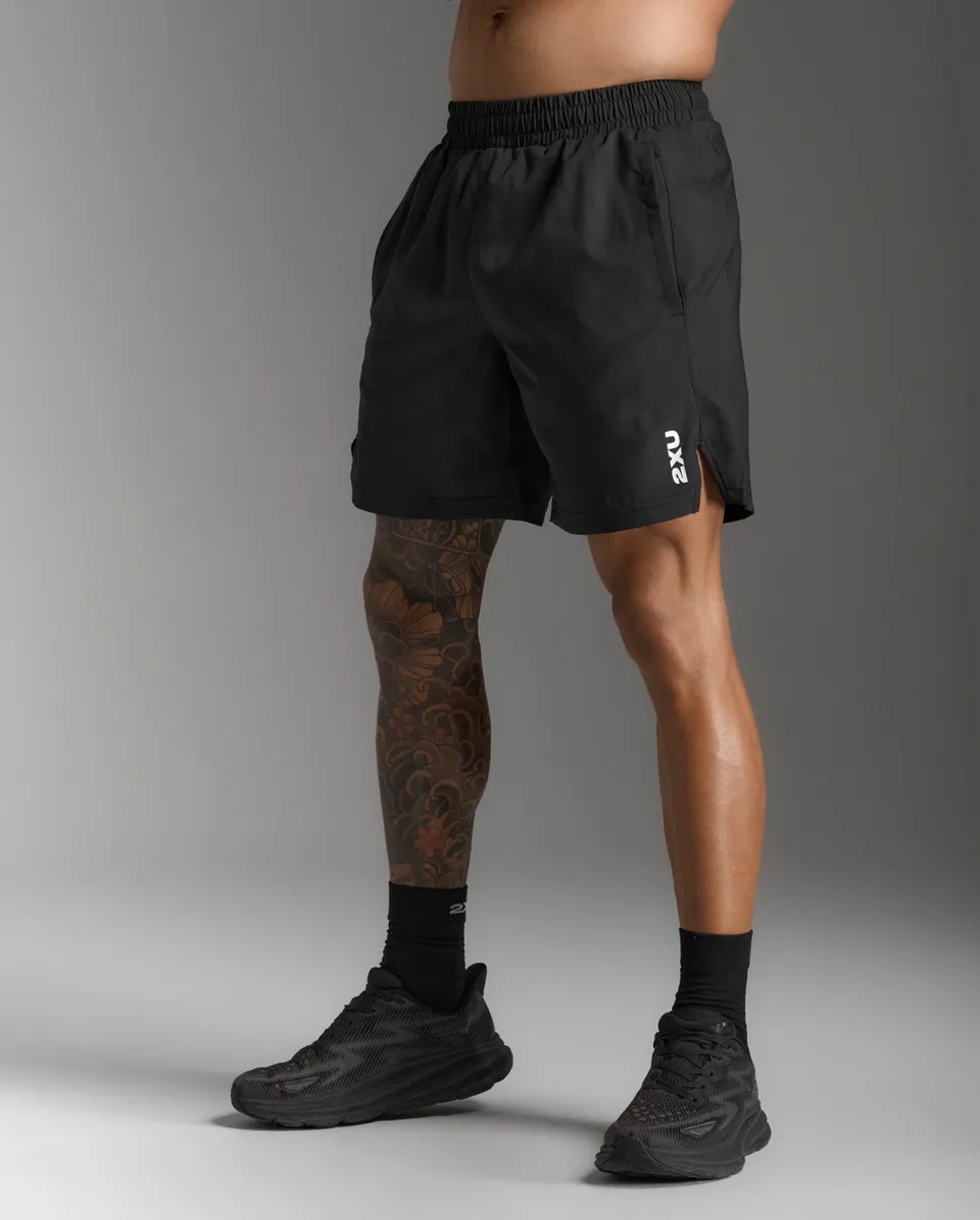 2xu-motion-aspire-7-inch-shorts-laufshorts-schwarz-herren image 1