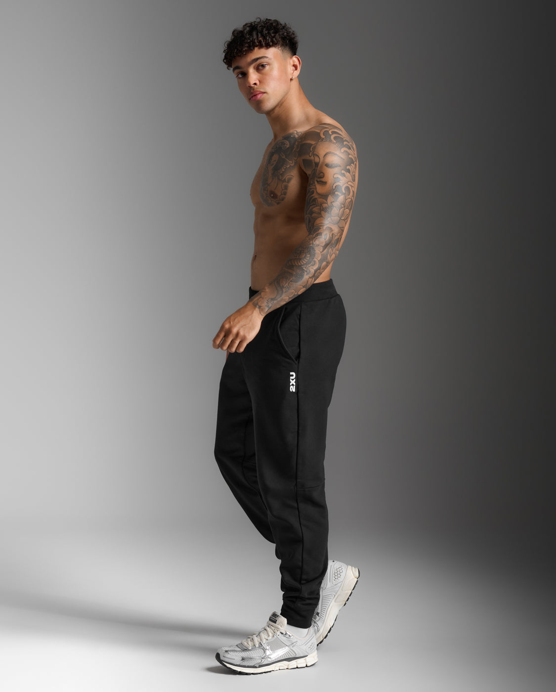 2xu-motion-aspire-trackpants-trainingshose-black-white image 4