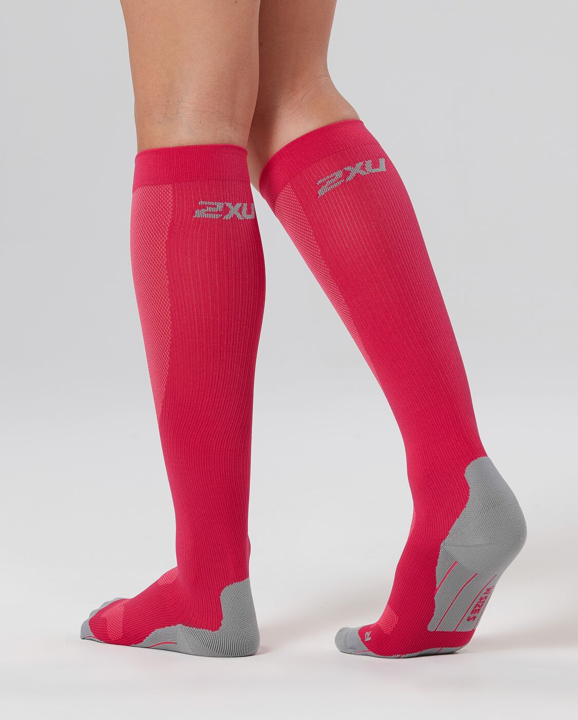 2xu-vectr-perf-run-kompressionssocken-hot-pink-grey image 3