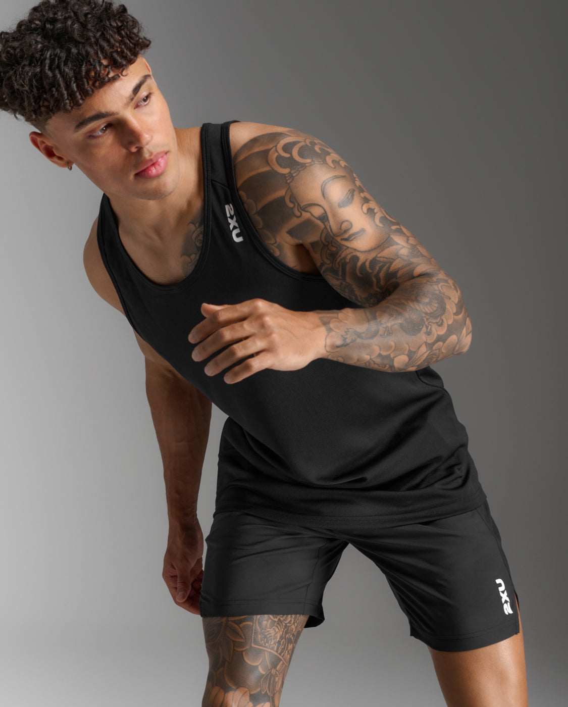 2xu-motion-aspire-singlet-herren-schwarz image 6