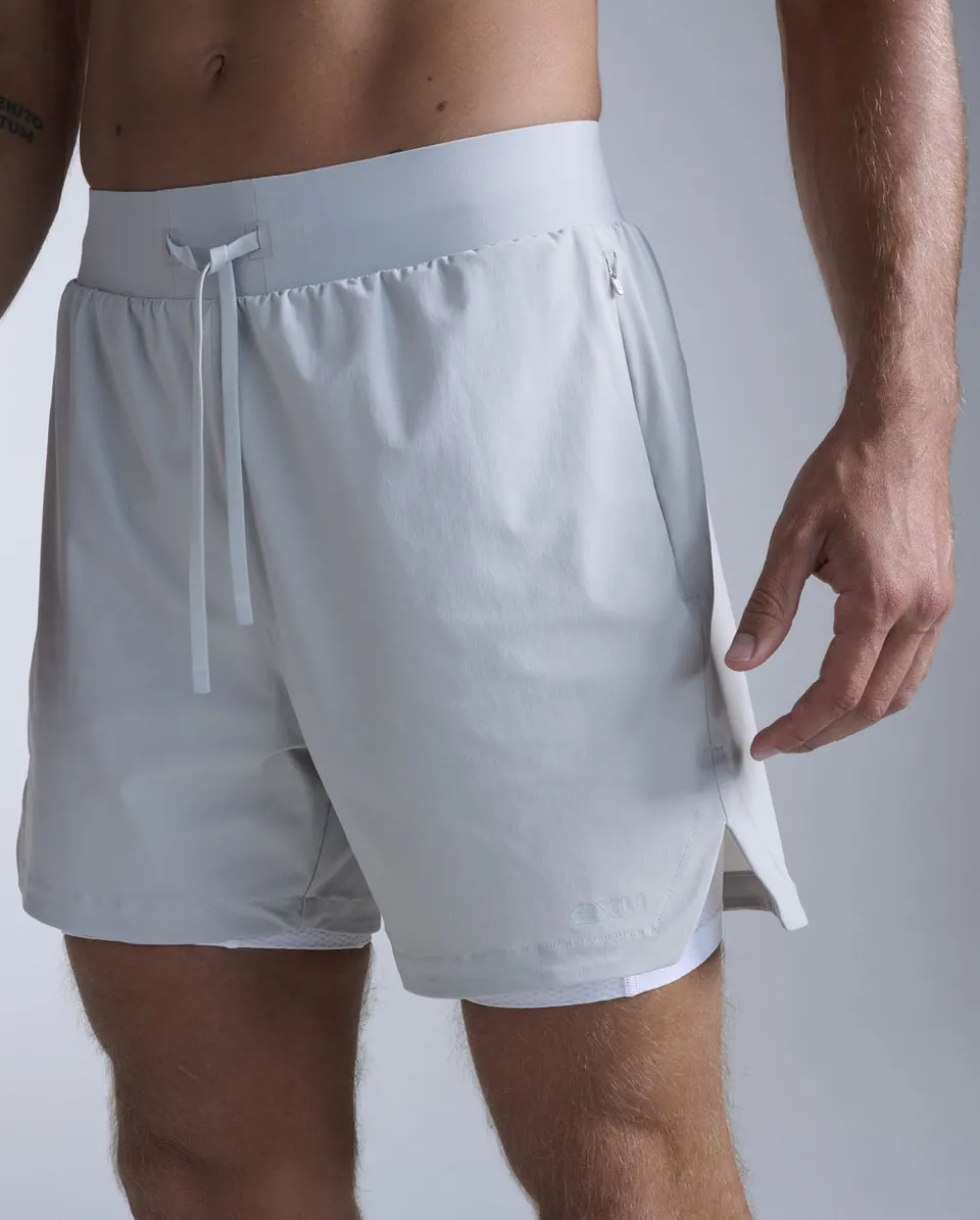 2xu-flex-2-in-1-5-inch-shorts-grau-trainingsshorts image 1