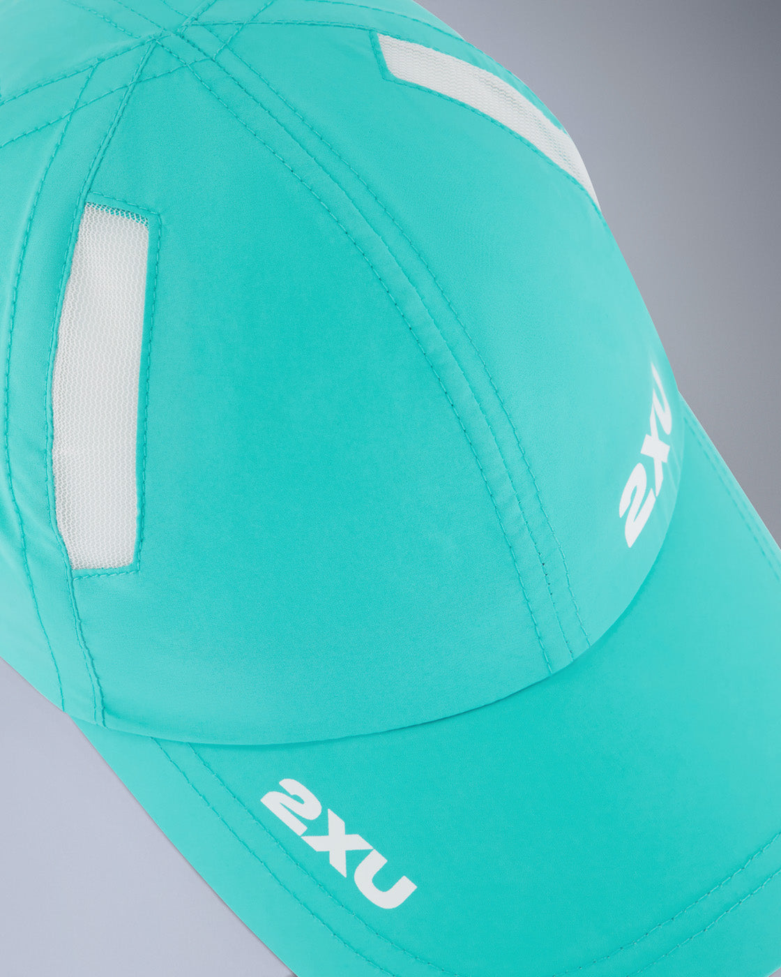 2xu-aero-run-cap-kappe-aurora-white image 4