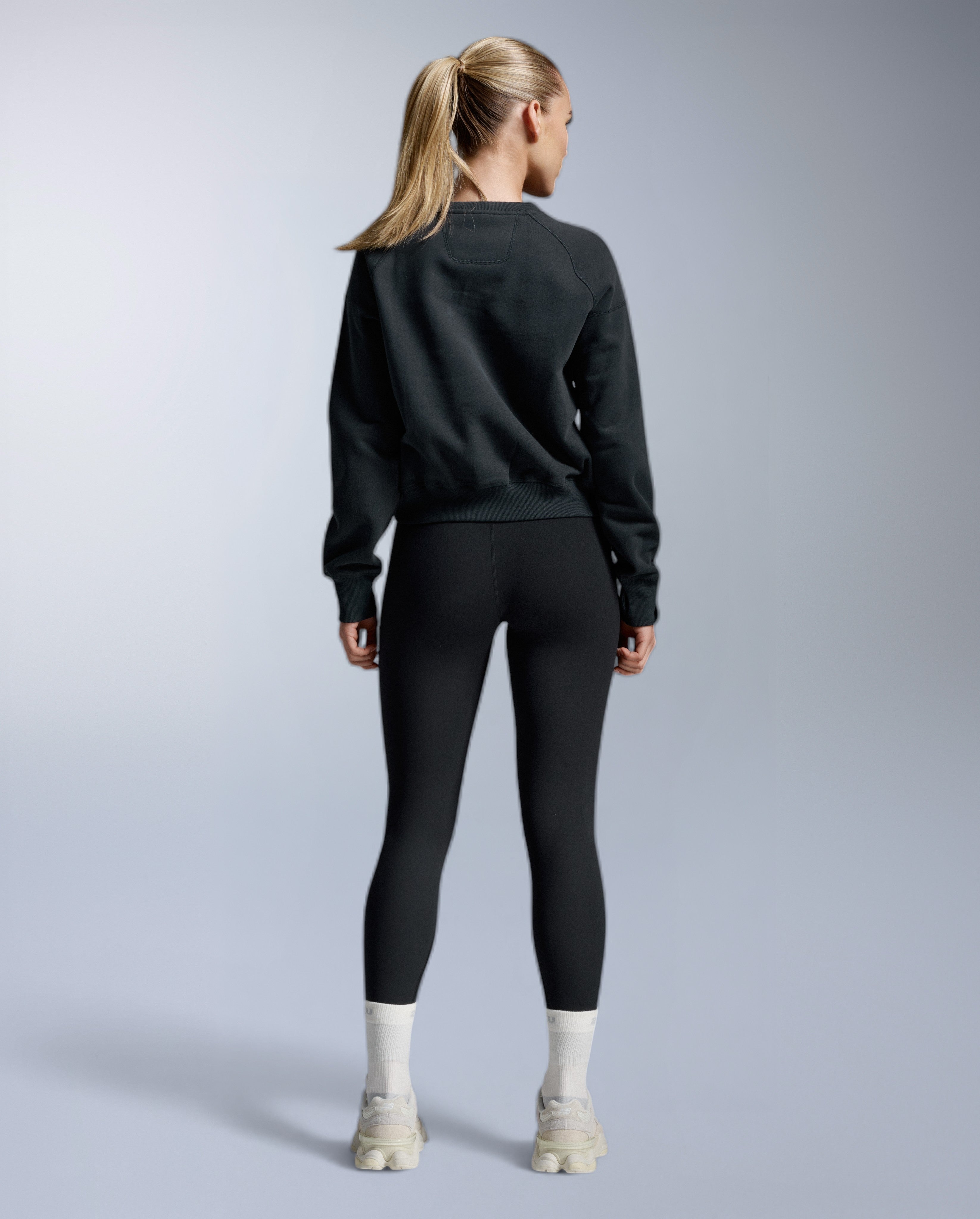 2xu-ez-organic-cotton-ribbed-crew-langarmshirt-schwarz-wei image 5