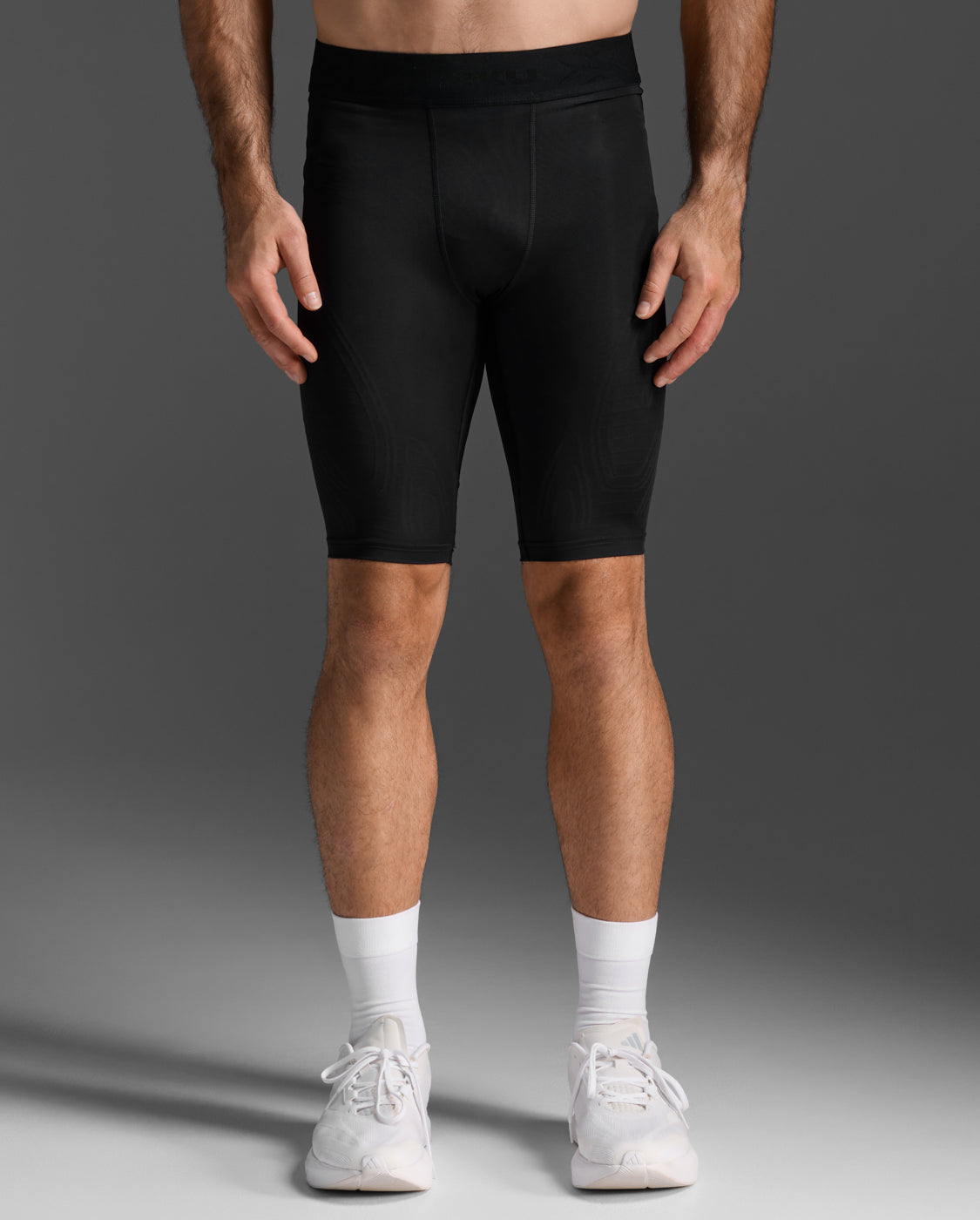 2xu-force-compression-shorts-herren-black-nero image 1
