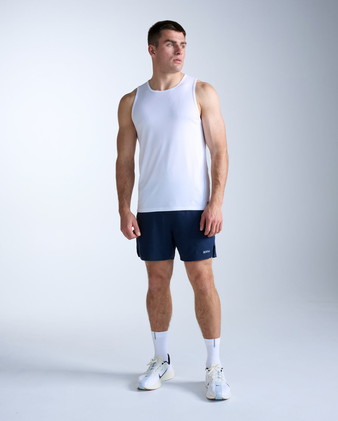 2xu-aero-tank-herren-tr-gershirt-laufshirt-weiss image 6