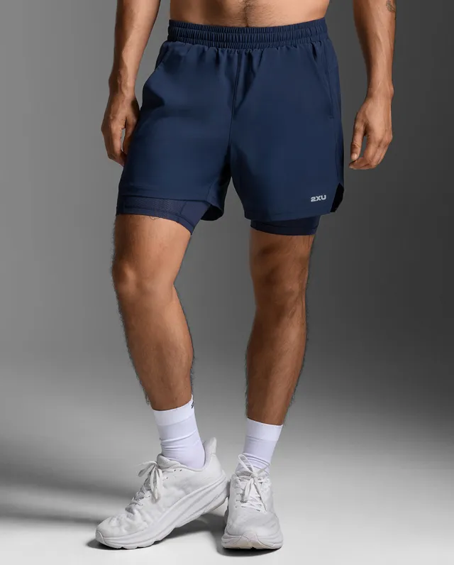 2xu-aero-mesh-2-in-1-5-inch-laufshorts-herren-navy image 1