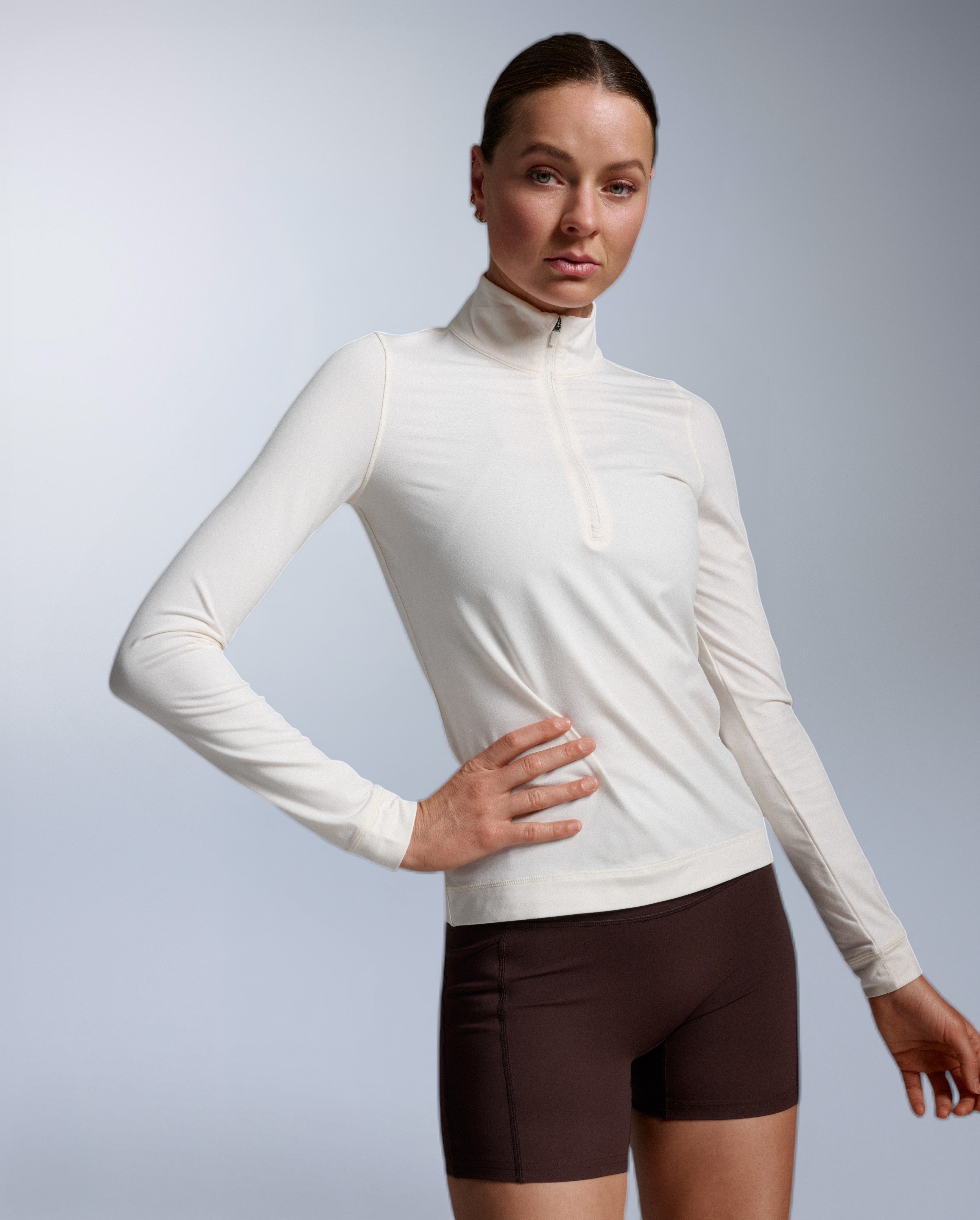 2xu-flex-1-2-zip-long-sleeve-langarmshirt-damen-chalk image 2